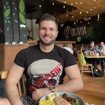 免费试用机场推荐用户james，很满意免费机场试用一小时